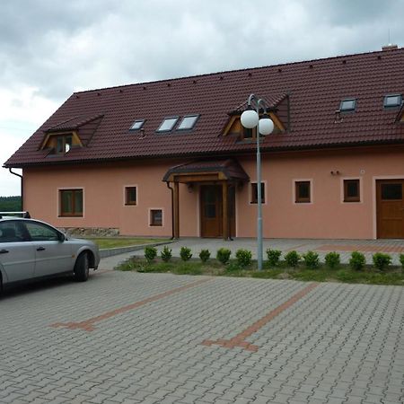 Penzion Slavka Třemošnice Zewnętrze zdjęcie