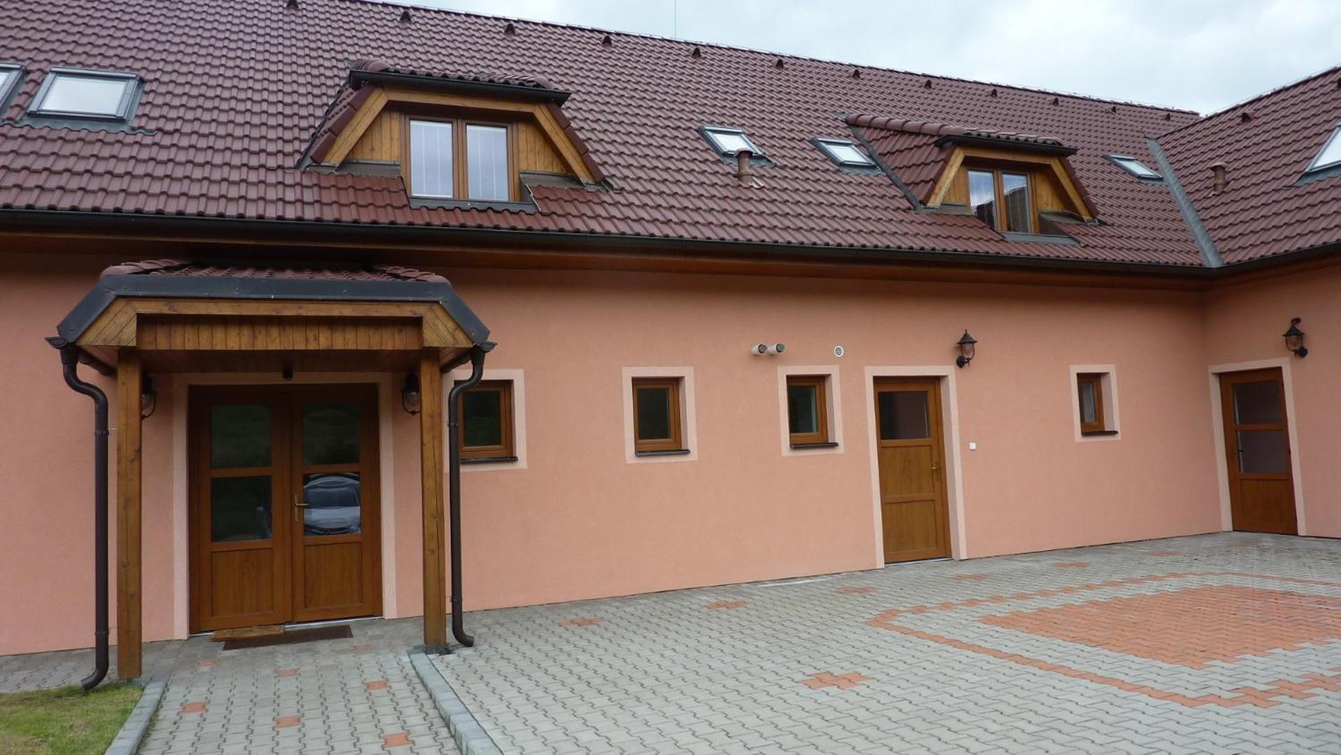 Penzion Slavka Třemošnice Zewnętrze zdjęcie